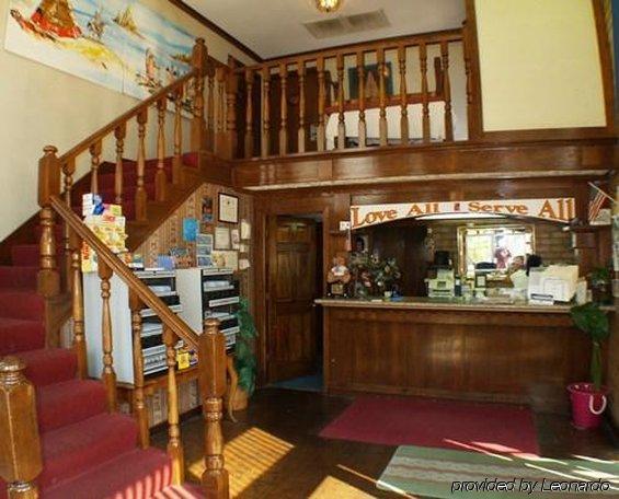 Victorian Inn & Suites Nacogdoches Beltér fotó
