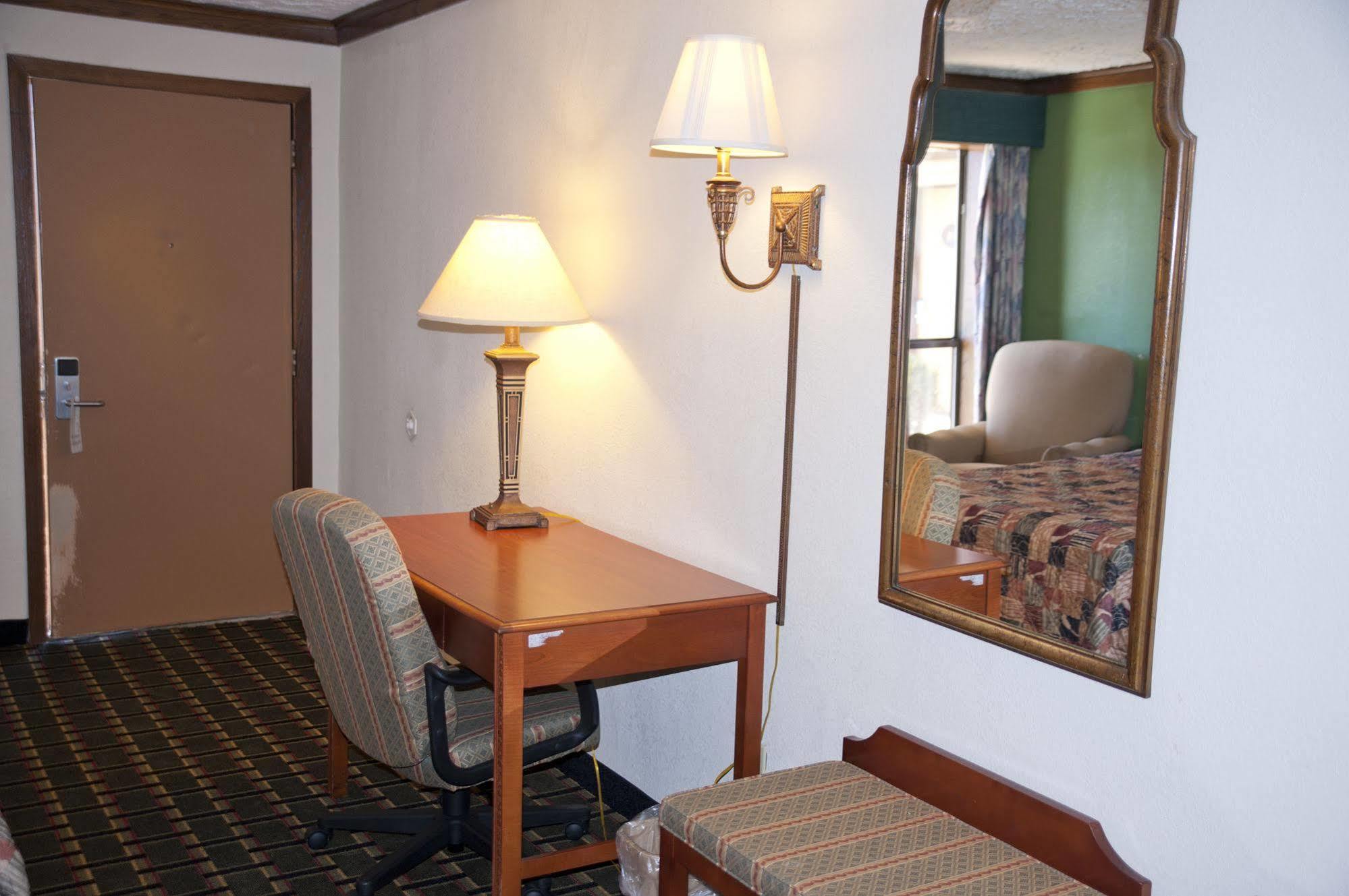 Victorian Inn & Suites Nacogdoches Kültér fotó